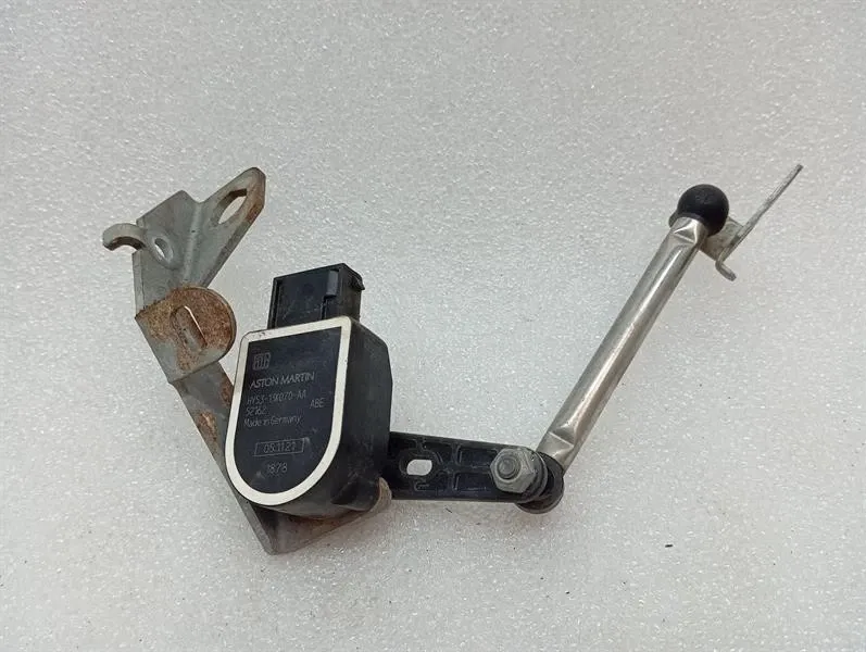 Aston Martin DBS SUPERLEGGERA AM7 Level Sensor HY53-13K070-AA Altitude Sensor -