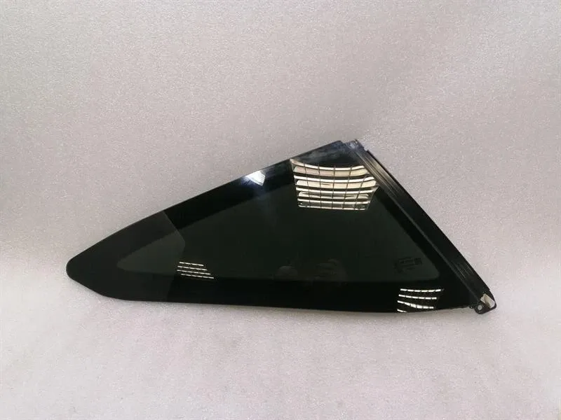 Aston Martin DBS AM7 Right Rear 1/4 Glass LY53-N29750-AA Door Panel 1/4 Rear RH-