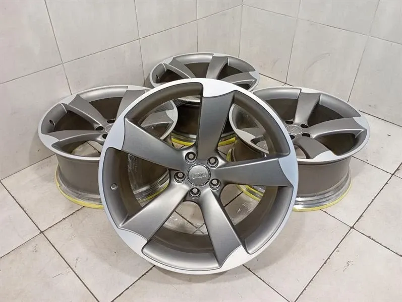 20 OEM ROTOR AUDI RS5 8T RS4 8K Alloy Wheel 8T0601025BD Alloy Wheel 9J ET26-