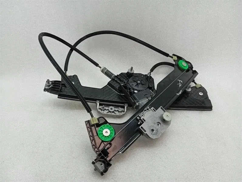 Aston Martin DBS AM7 Right Front Door Winder 139001931 Window Regulator Front Right-