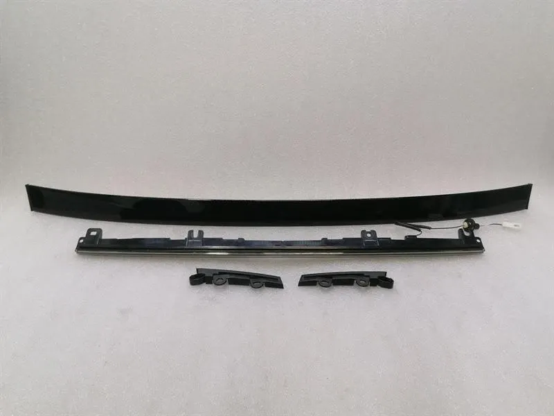 Aston Martin DBS Superleggera AM7 18-24 Stop Light HY53-13N408-AD Brake Light-