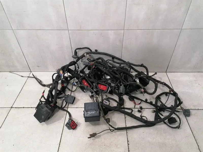 ASTON MARTIN DBS AM7 FRONT END WIRING LOOM KY73-14290-BB RIGHT HAND DRIVE RHD-