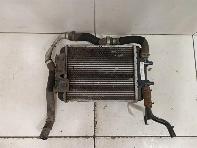 Audi RS4 B8 8K water radiator 8K01212C water cooler radiator-