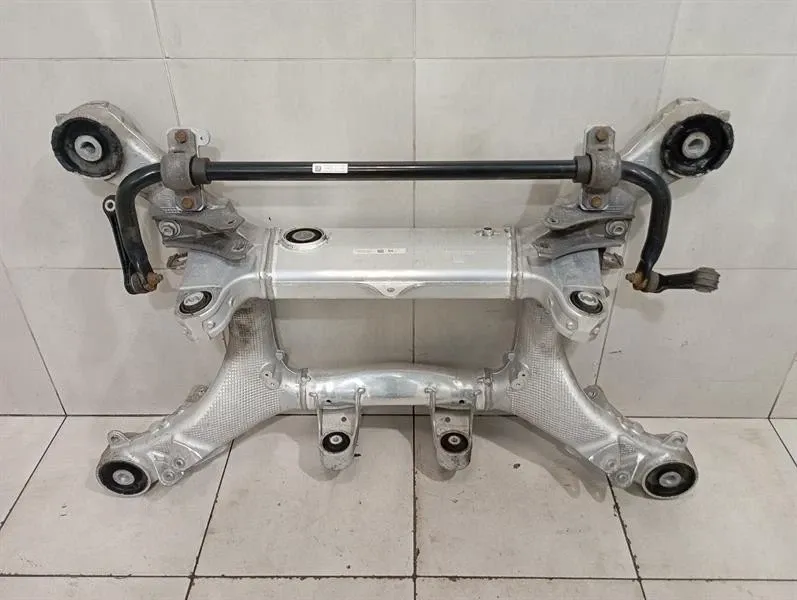 BMW F90 G30 M5 Subframe Rear 33 31 7857057 Axle Frame Rear Axle 8074131-