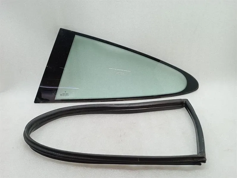 Porsche 911 996 Left Rear 1/4 Glass 99654311103 Door Window 1/4 Rear LH-
