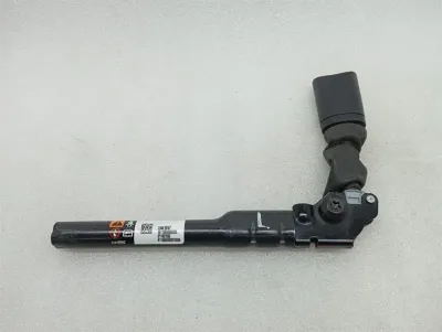 Chevrolet Corvette C7 Left Front Seatbelt Tensioner 23489047 Seat Belt Tensioner Left-