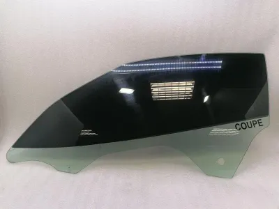 Chevrolet Corvette C7 left front door glass 84299348 door window front left-