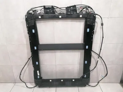 Jeep Grand Cherokee WW2 MK4 Sunroof Frame 68236780AA Sunroof Frame Damaged-