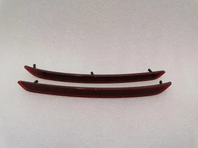 Ferrari 812 F152M Superfast Bumper Moulding 89037700 Bumper Strip REFLECTOR-