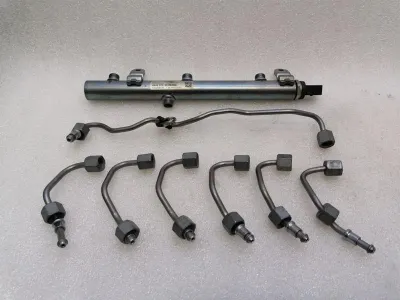 Mercedes E Class W238 Fuel Rail A6420703095 Fuel Injection Moulding Pipe Distributor-