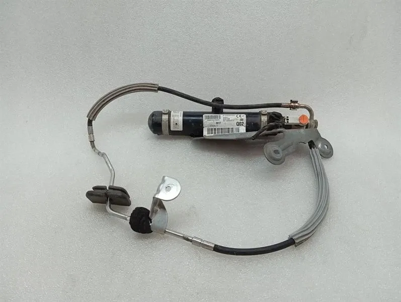 Mercedes C Class W205 Engine Bay Extinguisher A2058604700 Engine Fire Extinguisher-