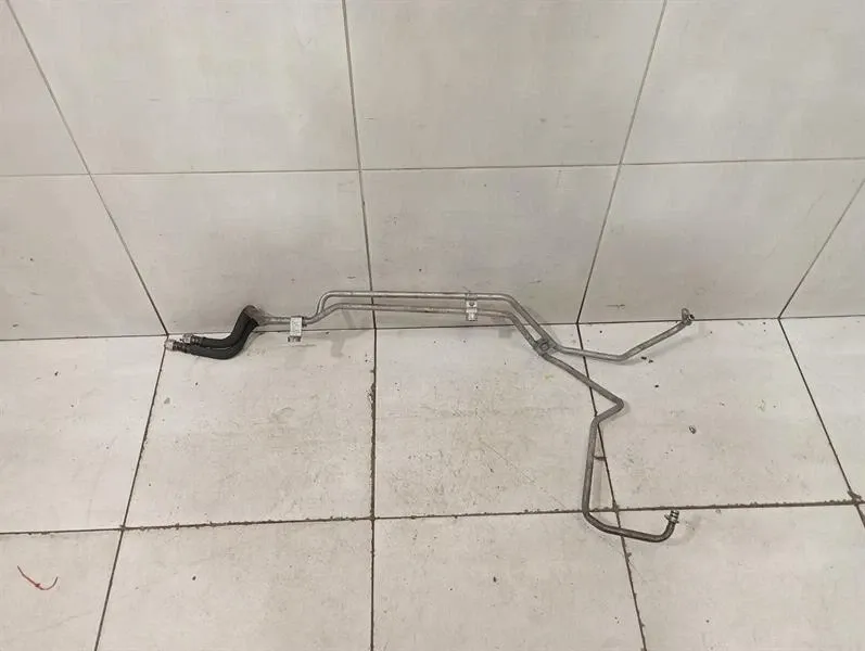 Mercedes C63 AMG W204 Gearbox Pipes A2122702796 Transmission Oil Line M156-