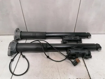 Mercedes C63 AMG W205 shock absorber rear A2053206402 shock absorber rear set-