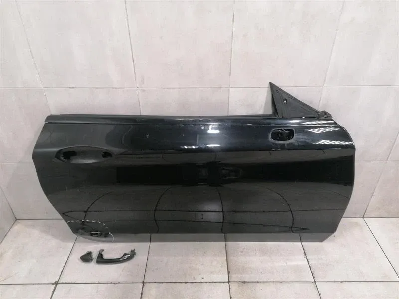 Mercedes Coupe W205 Right Front Door A2057209826 Door Front Right FAULTY -