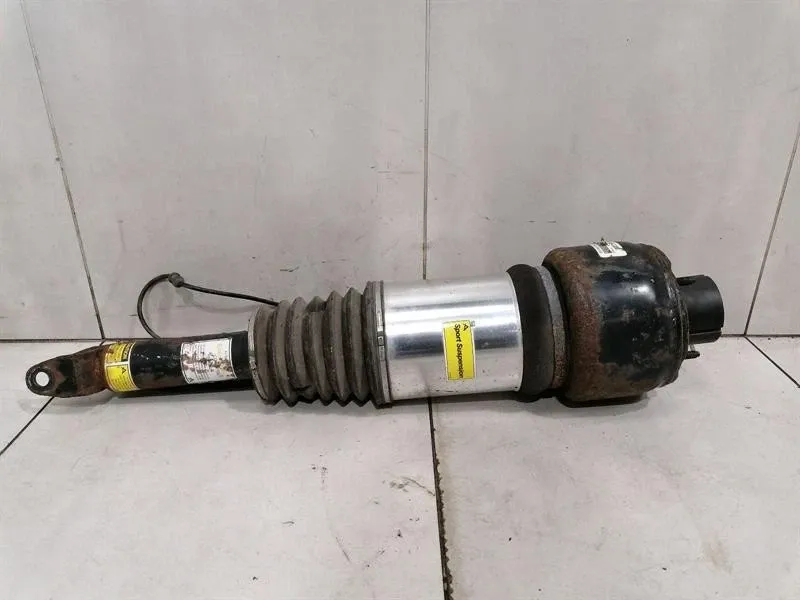 Mercedes CLS W219 shock absorber front right A2113208413 shock absorber front-