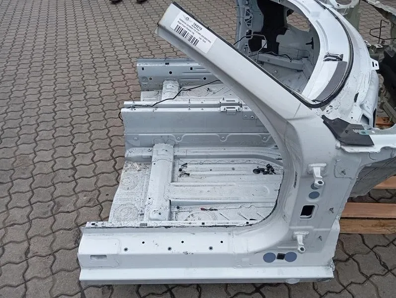 Porsche Cayman 718 GT4RS Right Front Chassis Leg 98150216401 Re Front Wheel Arch-