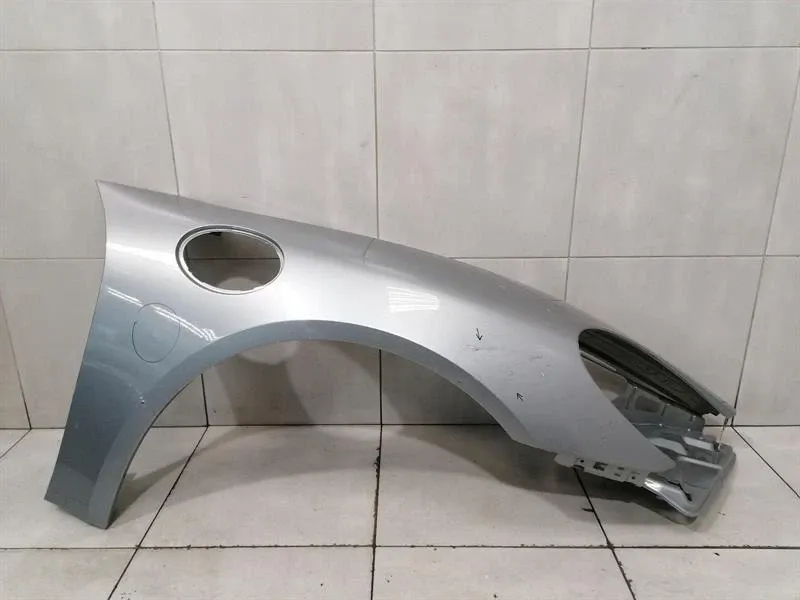 Porsche Cayman 718 Right Wing 982821022 Right Fender FAULTY-