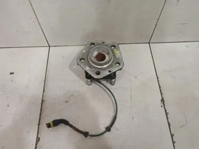 Ferrari 599 GTB F141 Right Front Hub 197232 Wheel Bearing Housing Front Right-