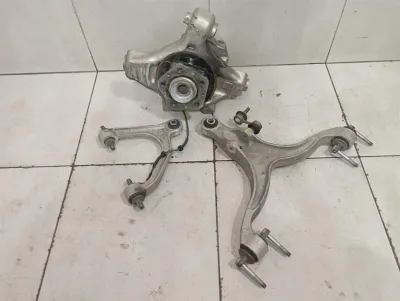 Ferrari 599 GTB F141 Right Rear Hub 220454 Wheel Bearing Housing Rear Re CCM SET-