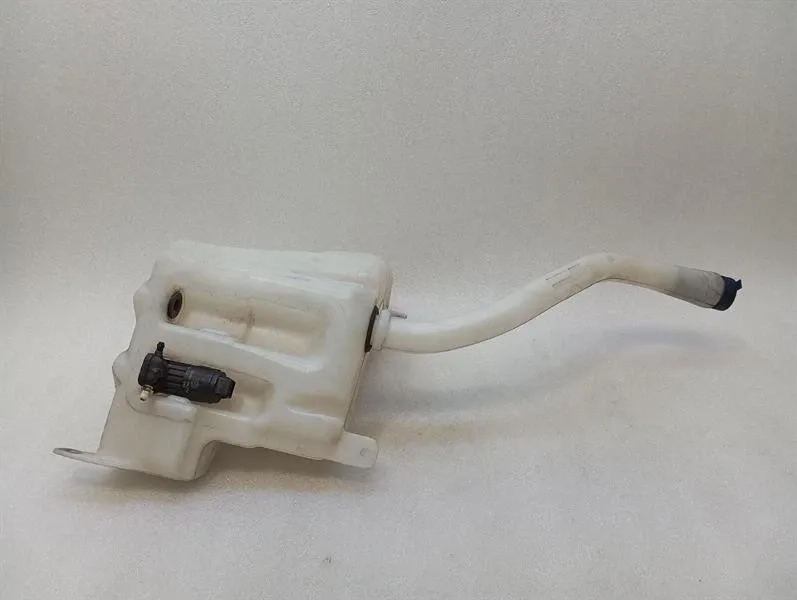 Ferrari FF F151 washer reservoir 84028400 washer fluid tank rear wiper version-