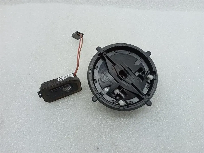 MERCEDES C CLASS W205 LEFT DOOR MIRROR A2228201342 ENGINE + LIGHT UNIT-