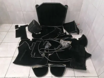 ASTON MARTIN VANTAGE AM SERIES 3 1973-1978 LUGGAGE COMPARTMENT COVER CARPETS -