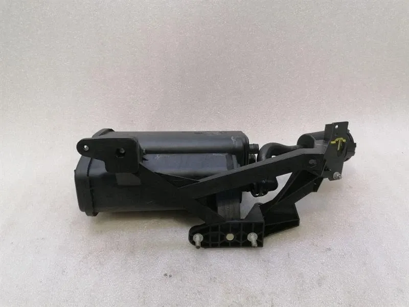 Aston Martin Rapide AMR EVAP Reservoir AD43-9E857-BA Activated Carbon Filter -