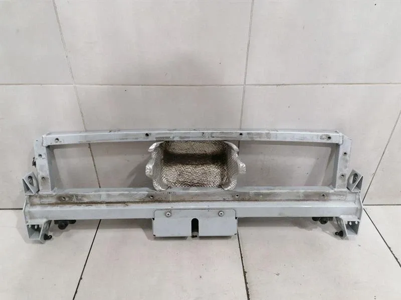 Audi R8 Type 42 V10 5.2 Spyder holder bracket 427814291TA rear holder carrier-