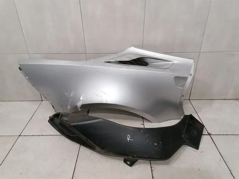 Chevrolet Corvette C7 Z06 Right Rear Wing 84453013 Right Fender FAULTY-