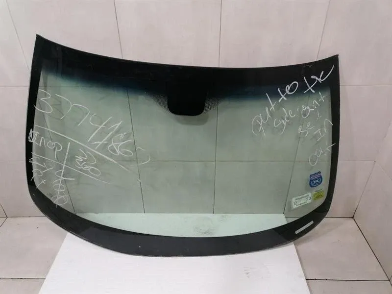 CHEVROLET CORVETTE C6 WINDSCREEN 25996277 WINDSHIELD HEAD UP-