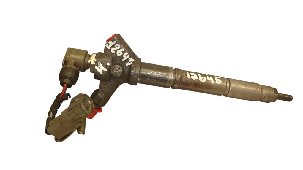 236700R040 Fuel Injector TOYOTA COROLLA Verso II (AR10) (2004-2009)