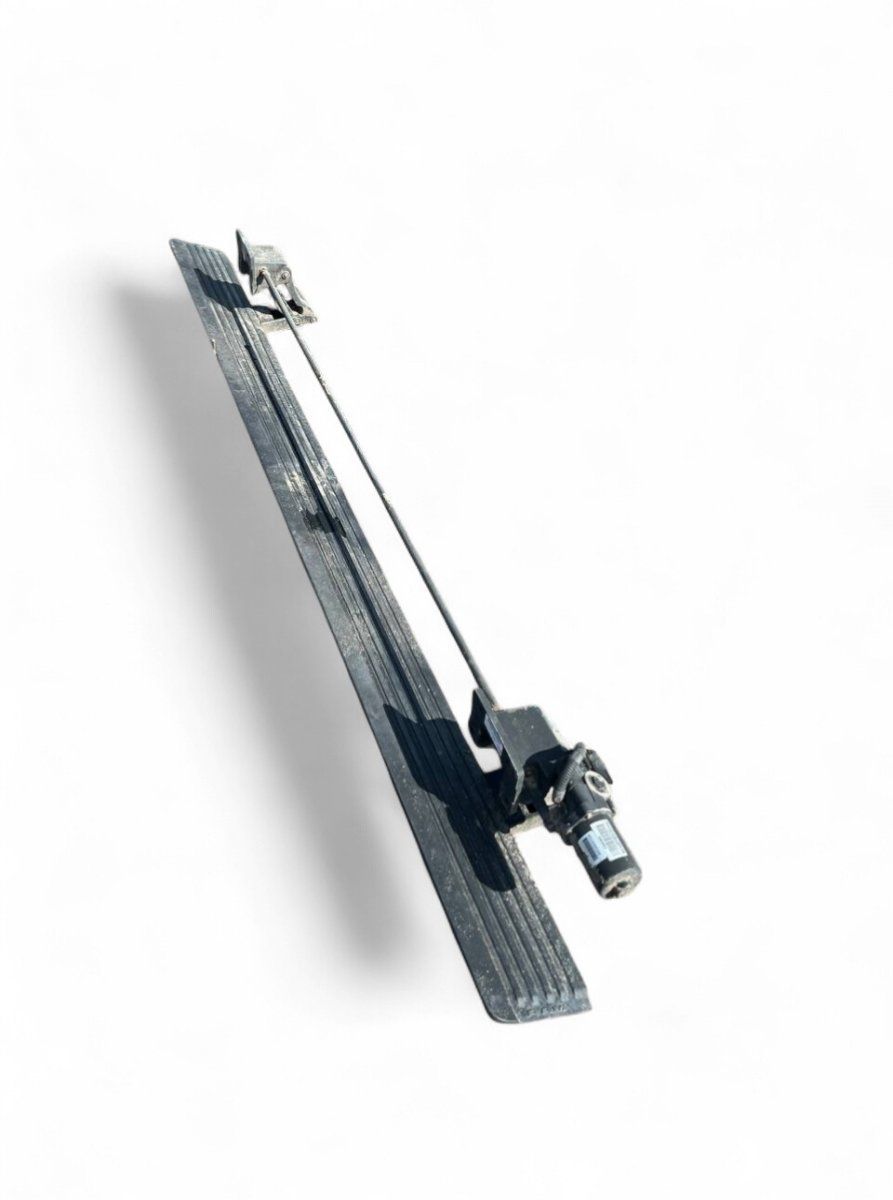 68275812AC Foot / side step right RAM RAM Pickup (DT) (2018-)