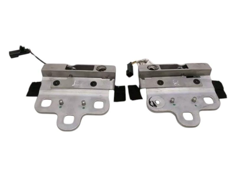 FERRARI 458 F142 Spider Front Latch Striker Set 83977900