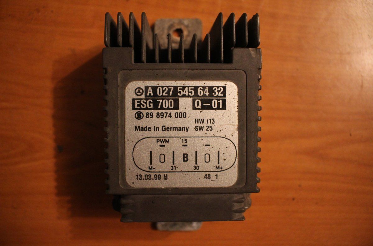A0275456432 Radiator Fan Relay / Control unit MERCEDES-BENZ S-CLASS (W220) (1998-2005)