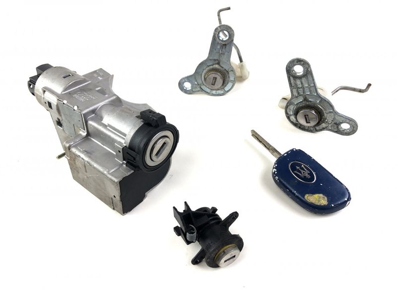 Ignition switch lock (ignition barrel) MASERATI QUATTROPORTE III (03.04-)