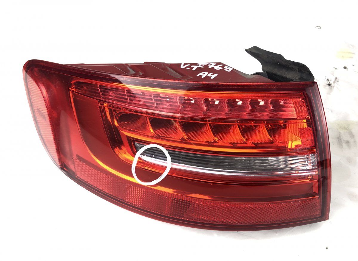 Tail light left AUDI A4 / A4 ALLROAD (B8) (2007-2015)