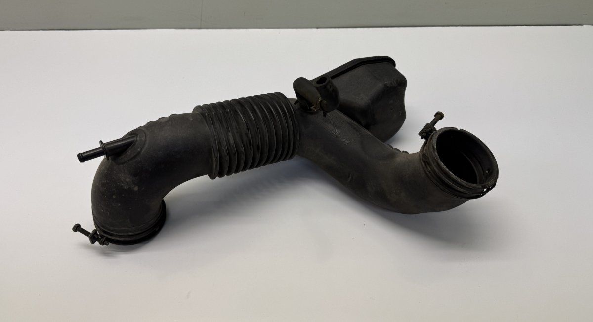 281303S100 28130-3S120 281303S120 Injection Air Hose KIA OPTIMA III (TF) (2010-2015)