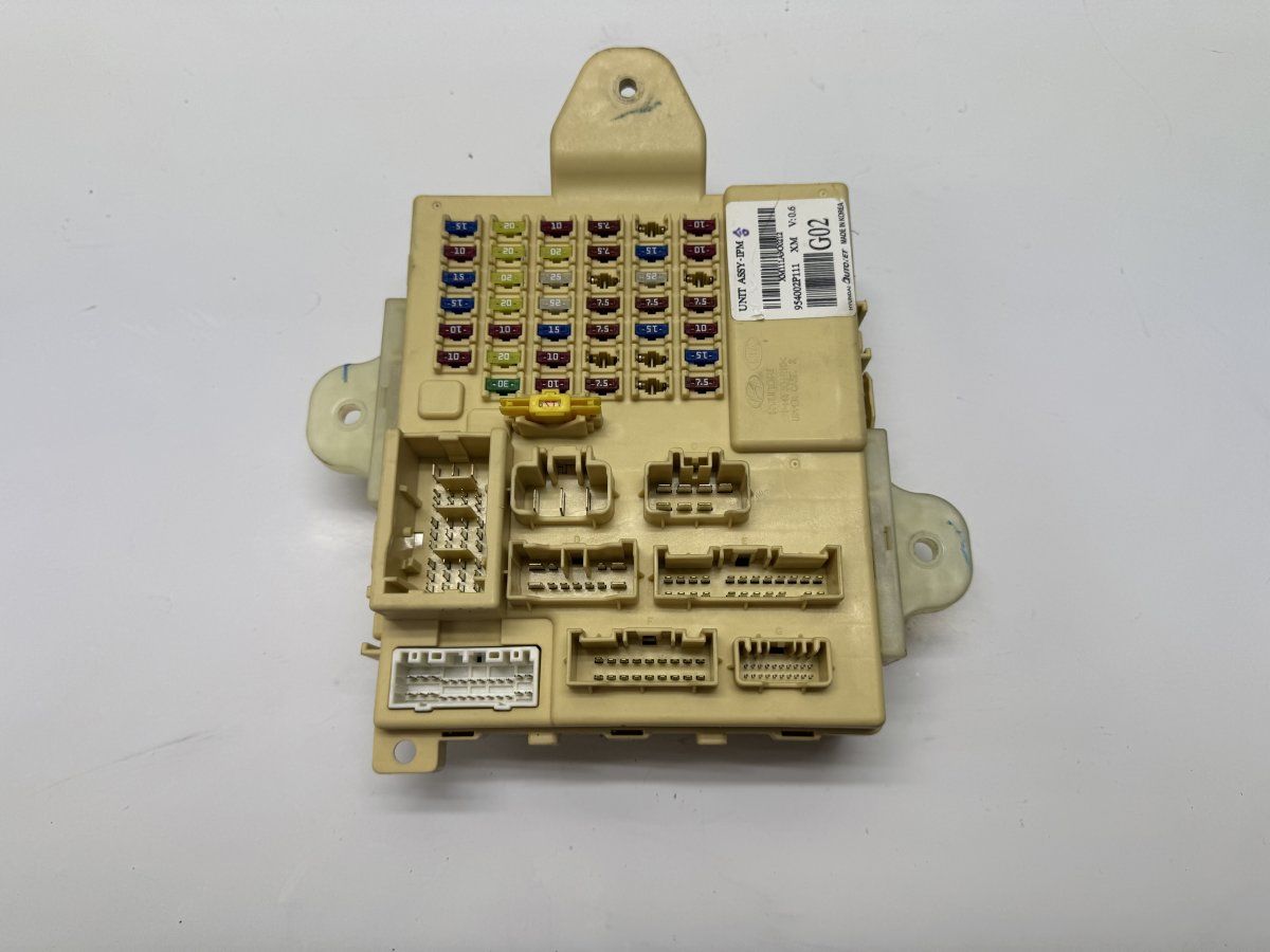 954002P111 Fuse box KIA SORENTO II (XM) (2009-2015)