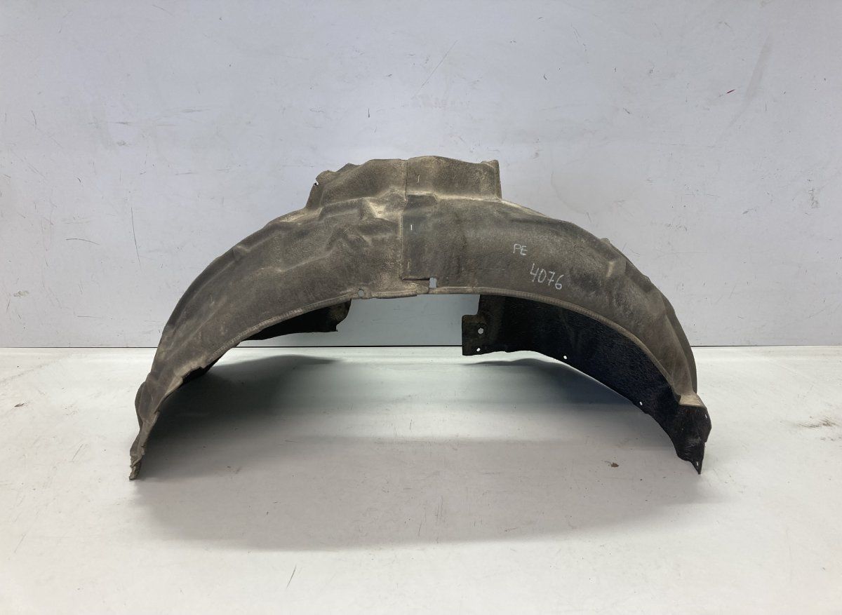 8W0821172B Fender inner liner Front Right AUDI A4 (8W, B9) (2015-)