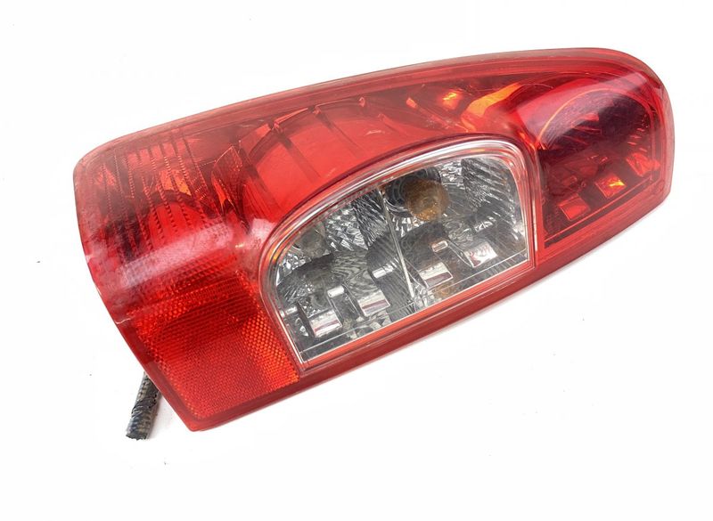 8980985870 Tail light left ISUZU D-MAX I (RA, RC) (2002-2012)