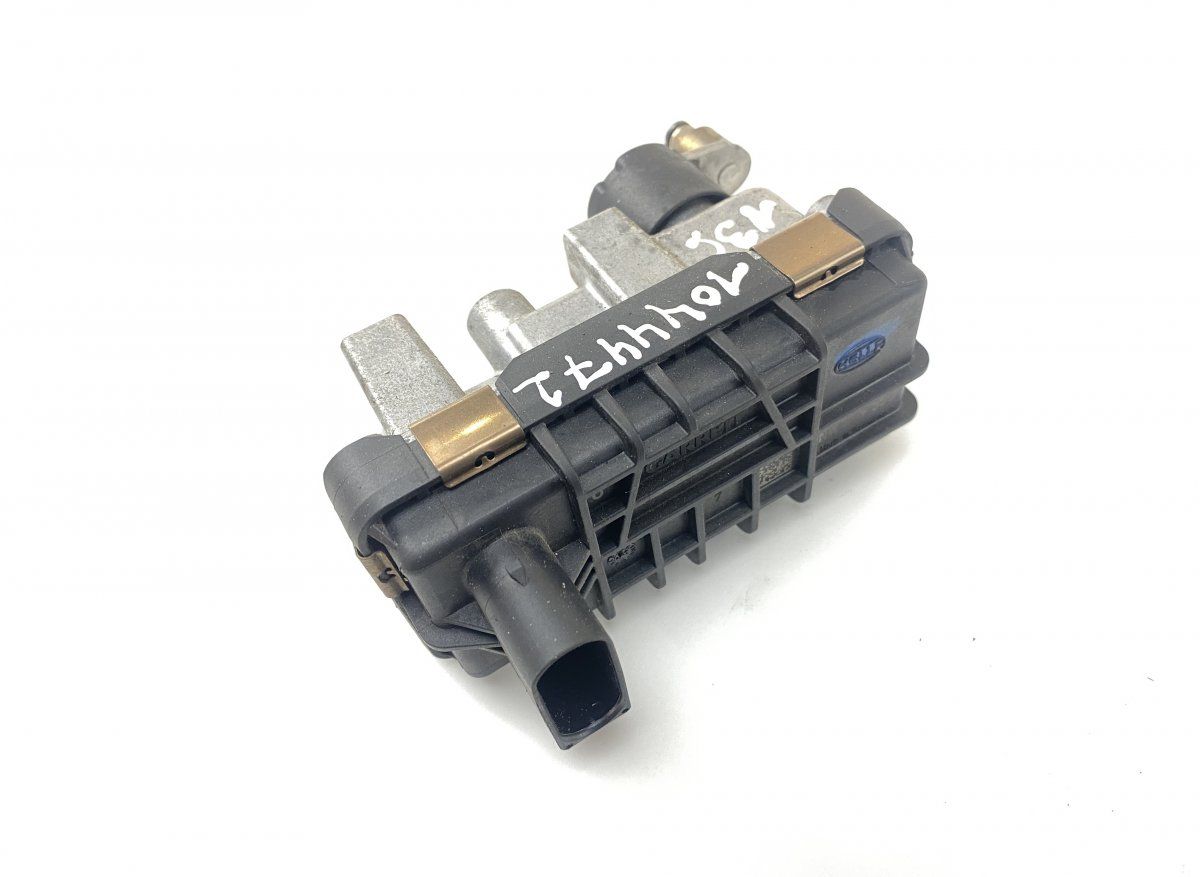 G82 G21 G70 Turbocharger control valve / actuator PORSCHE CAYENNE II (2010-2017)