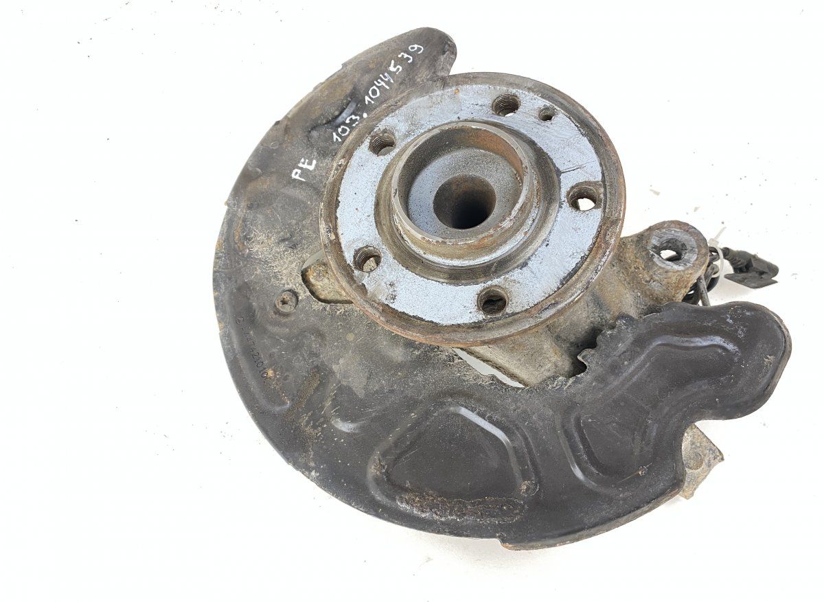 A4473300720 Wheel bearing housing front right MERCEDES-BENZ VITO / V-CLASS (W447) (2014-)