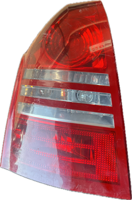 4805851AA Tail light left CHRYSLER 300C I (2004-2010)