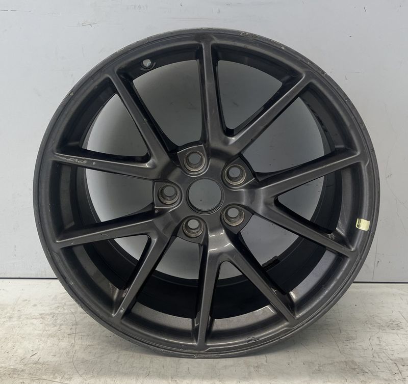 104426100A Rim 1 pc TESLA MODEL 3 (2017-)