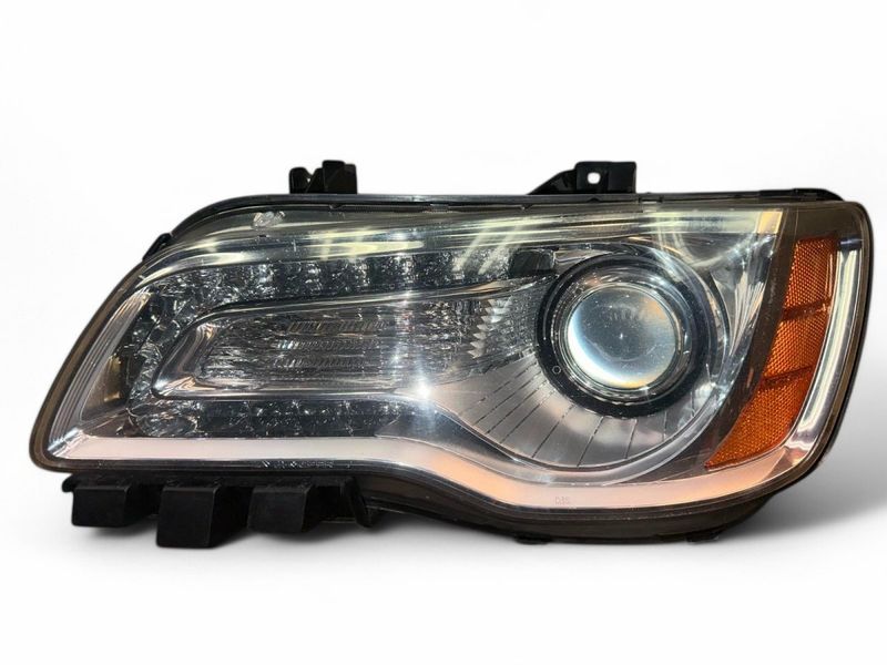 K68042155AE 68042155AE K68042155AG 68042155AG Headlight left LANCIA THEMA II (LX) (2011-2014)