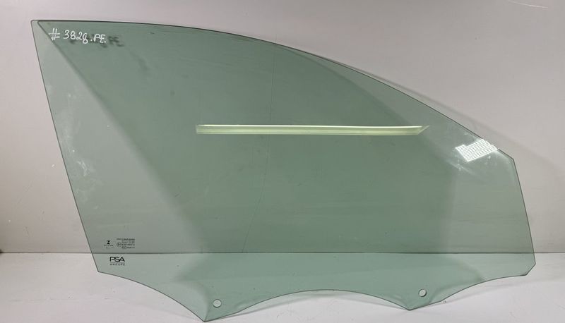9832846380 Door window glass front right CITROËN C4 III / X (C41) (2020-)