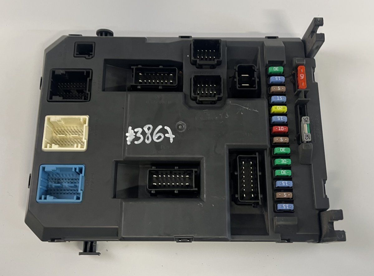 9666952180 Body control module (BCM) CITROËN DS3 (2009-2015)