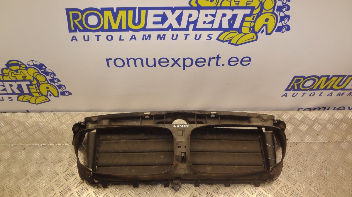 227931-15 22793115 Air duct front, other BMW 5 (F10, F11) (2010-2017)