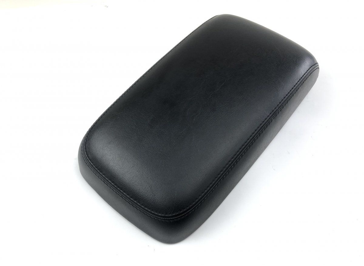 1VT06DX9AD Armrest cover front CHRYSLER 300C II (2010-2023)