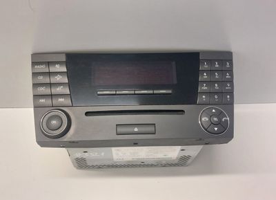 A2118702889 Radio MERCEDES-BENZ CLS (C219) (2004-2010)